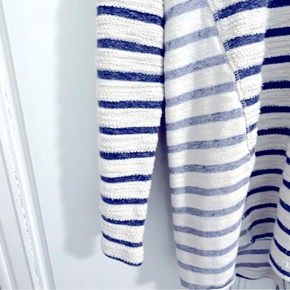 MOTHERHOOD MATERNITY LONG-SLEEVE SHIRT | TOP | WHITE AND BLUE STRIPES | SZ LARGE - Picture 5 of 7